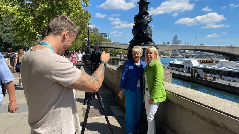 mandyflint's tweet photo. I was reminded today how great in-person meetings can be. Energising, collaborative, and you always learn something new. We spent a few hours filming at our publisher's London Strand office, and it was great fun.  

 #leadership #impact #businessbooks #publishing #videocontent https://t.co/DSD6uNWVOE