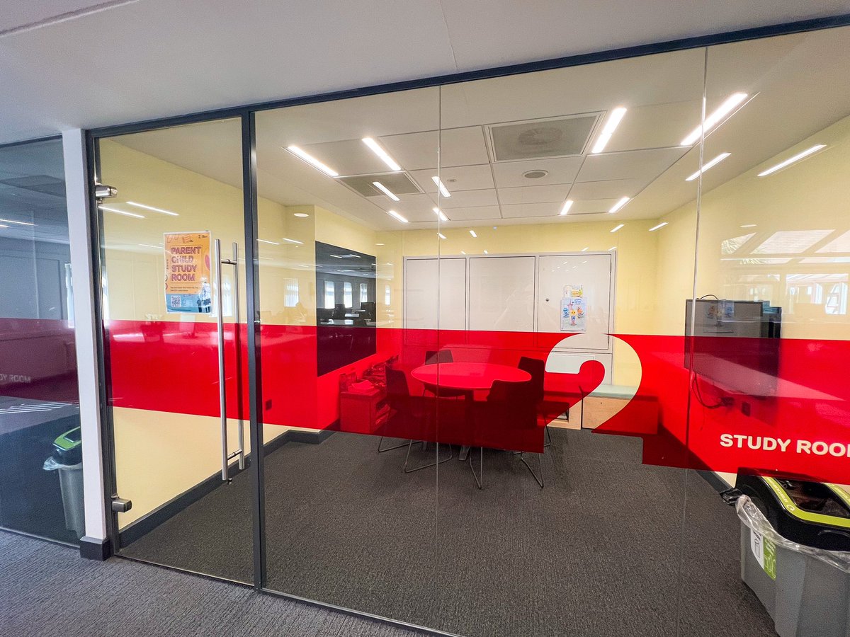 📢 Exciting news, our parent-child room has relocated! Now, you can find it on the ground floor (study room 2) which is even closer to our amazing kids' book collection. 📚🦖

This space is perfect for parents studying and offers a safe environment where you can bring your