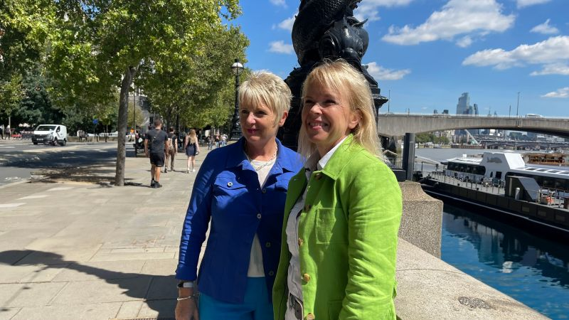 mandyflint's tweet photo. I was reminded today how great in-person meetings can be. Energising, collaborative, and you always learn something new. We spent a few hours filming at our publisher's London Strand office, and it was great fun.  

 #leadership #impact #businessbooks #publishing #videocontent https://t.co/DSD6uNWVOE