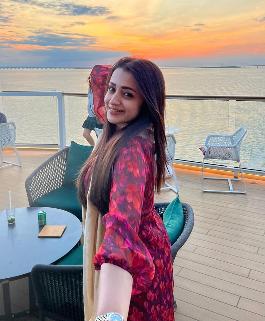 F3KLVo6WcAAtAtt?format=jpg&name=medium