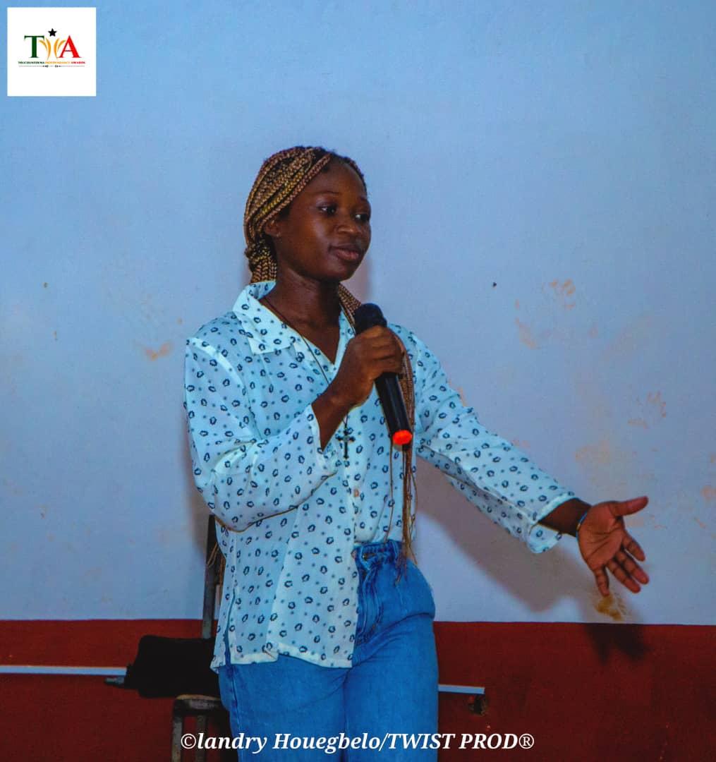 UlrikaDassingou's tweet photo. Helloooo
Du 03 au 05 août 2023 passer s'est tenue l'événement de #TIA Toucountouna Indépendance Awards dans la commune de Toucountouna. A cet effet j'ai reçu une #attestation de meilleur jeune femme leader de Toucountouna🙏
@UNICEF_Benin 
@UReportBenin https://t.co/IstVDfPZyD