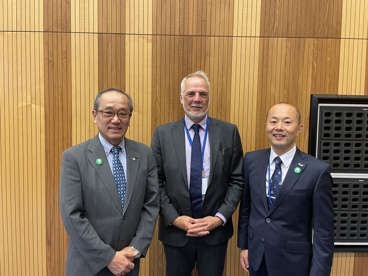 Very pleased and honored to have met again the Mayors of #Hiroshima and #Nagasaki during the #NPTPrepCom last week.

Tireless advocates for #nucleardisarmament and for putting the #humanitarian consequences of #nuclearweapons at the centre of our agenda.

#TPNW #nuclearban