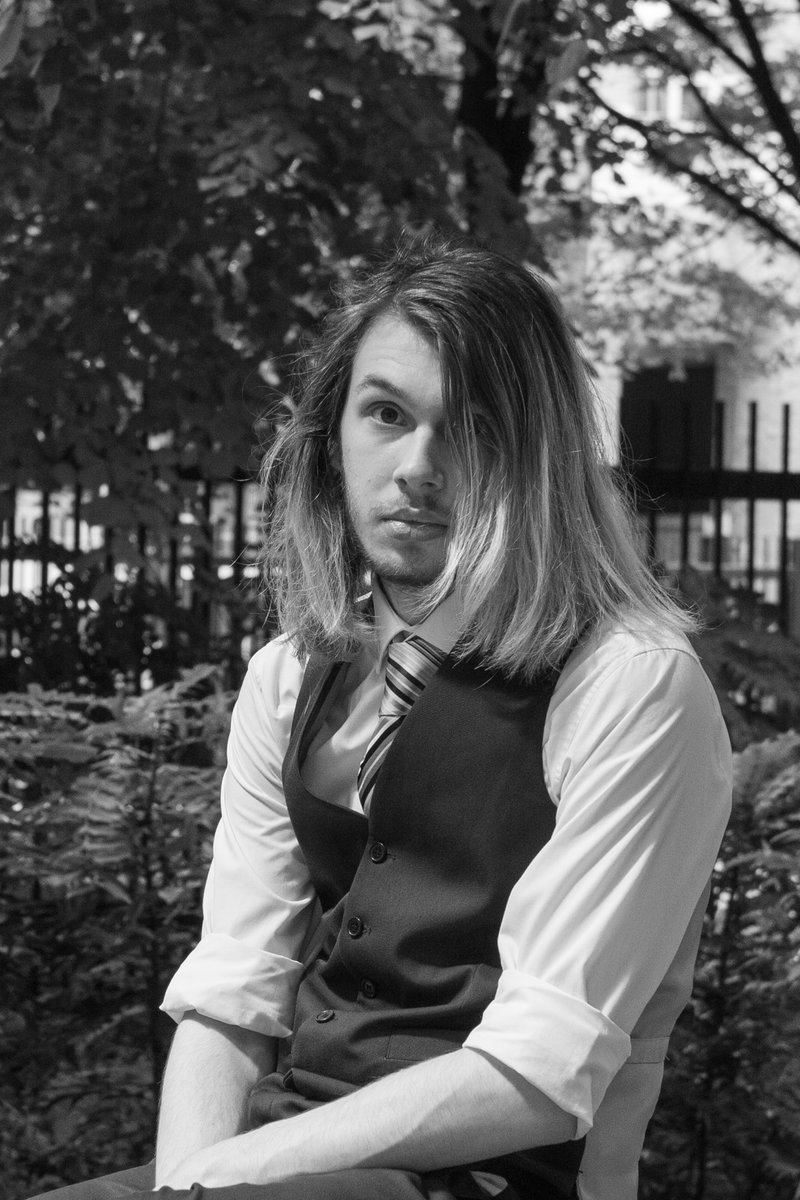 RobesProject's tweet image. A couple of weeks ago, one of our incredibly talented volunteers, @evemilnerphotography, took photos of some of our guests for the annual report.  Here’s a sneak peak at one.  #robesproject #homelessness #madskills