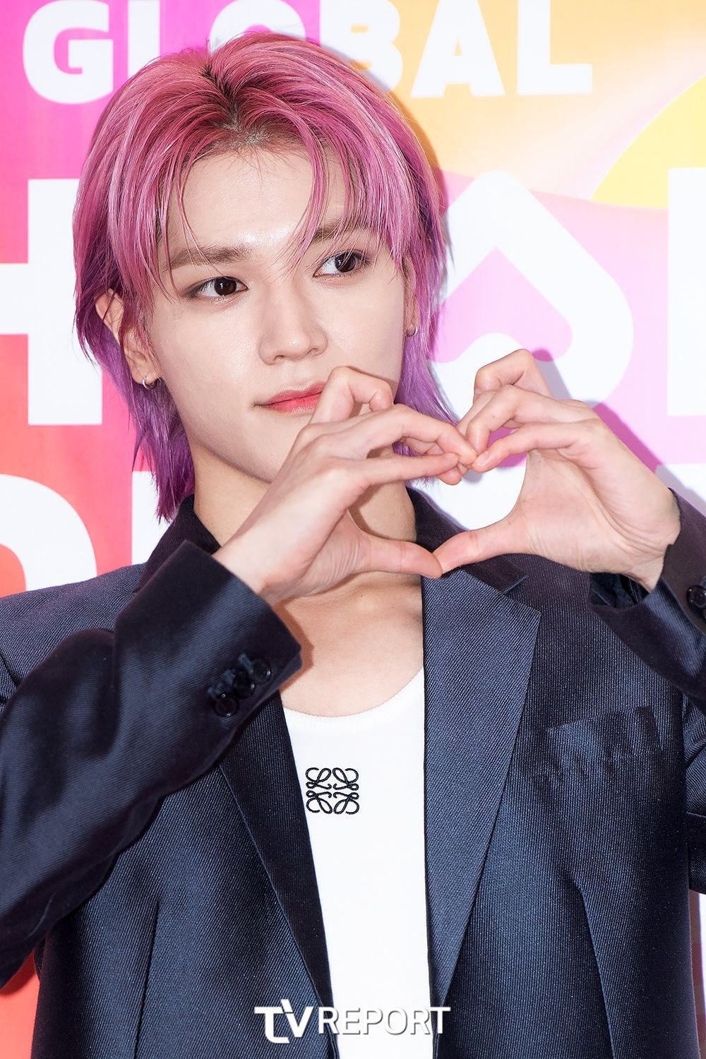 F3KO4MlWsAAG0ES?format=jpg&name=large