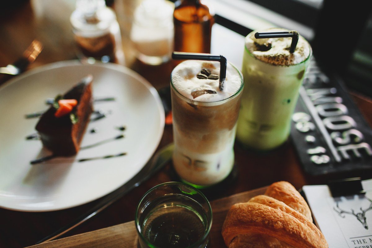 RonjaWeber1's tweet photo. Breakfast date 🥞🙌🏼 

Love to meet up with friends in a cafe to eat some yummy pancakes and drink a good coffee 🥞🙌��

#breakfast #breakfastlover #pancakes #pancake #coffee #coffeelover #breakfastdate #breakfastlover #breakfastclub #friendstime #timewithfriends #qualitytime https://t.co/Nv1jRtQRoK