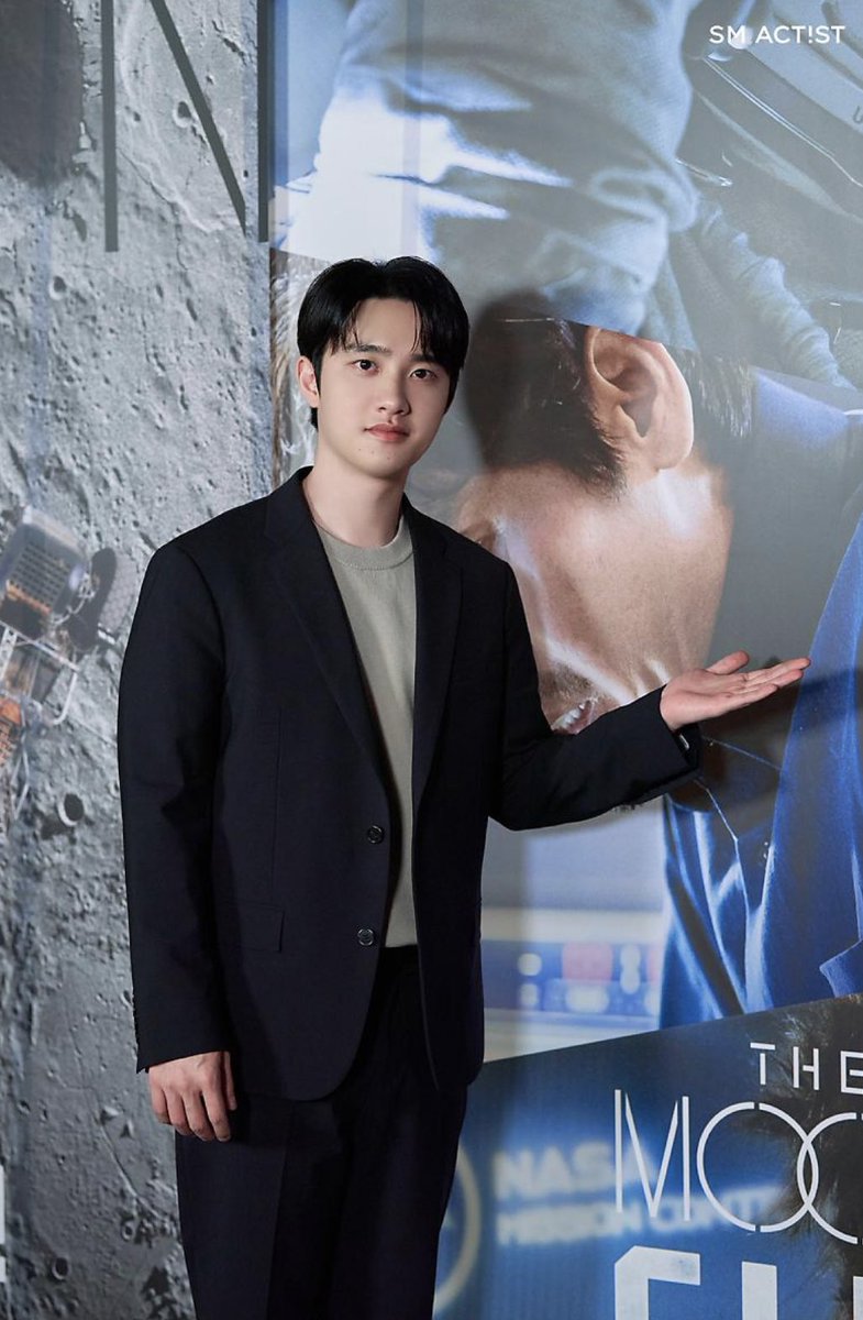 in_ksoomissedit's tweet photo. [MISC] 230810 Naver Post by SM_actist for Kyungsoo’s The Moon

https://t.co/iCbED9qcGi

#엑소디오 #도경수 #DO (D.O.) #KyungSoo @weareoneEXO https://t.co/E64vJguNVx
