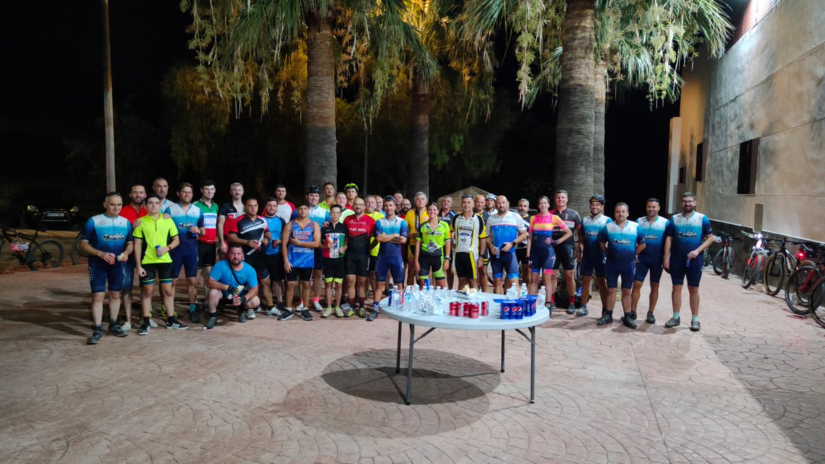 CDCarretereno's tweet photo. Un total de 40 bikers, participaron en la nocturna de Fuente Carreteros, organizada por el Club Deportivo. En una agradable ruta que nos llevó hasta Cañada del Rabadán para regresar de nuevo por los alrededores de la balsa a nuestra localidad. https://t.co/2C2FmIIf24