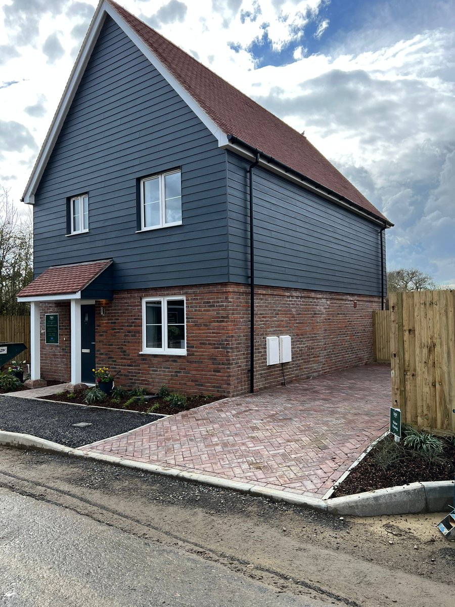 AHassociatesHal's tweet image. Setting high standards. #commercialcleaning #buildclean #constructioncleaning