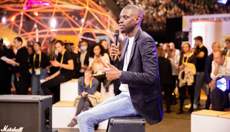 Bpifrance (@bpifrance) on Twitter photo Bruno Mendes Da Silva, des terrains de basket aux véhicules autonomes !
Le président et co-fondateur de <a href="/heex_io/">Heex Technologies</a> revient sur son parcours d’entrepreneur, découvrez l'article 👉 spkl.io/60134cAWD
#BigMédia <a href="/b_mds1/">Bruno Mendes Da Silva</a> Bruno Mendes Da Silva, des terrains de basket aux véhicules autonomes !
Le président et co-fondateur de <a href="/heex_io/">Heex Technologies</a> revient sur son parcours d’entrepreneur, découvrez l'article 👉 spkl.io/60134cAWD
#BigMédia <a href="/b_mds1/">Bruno Mendes Da Silva</a>