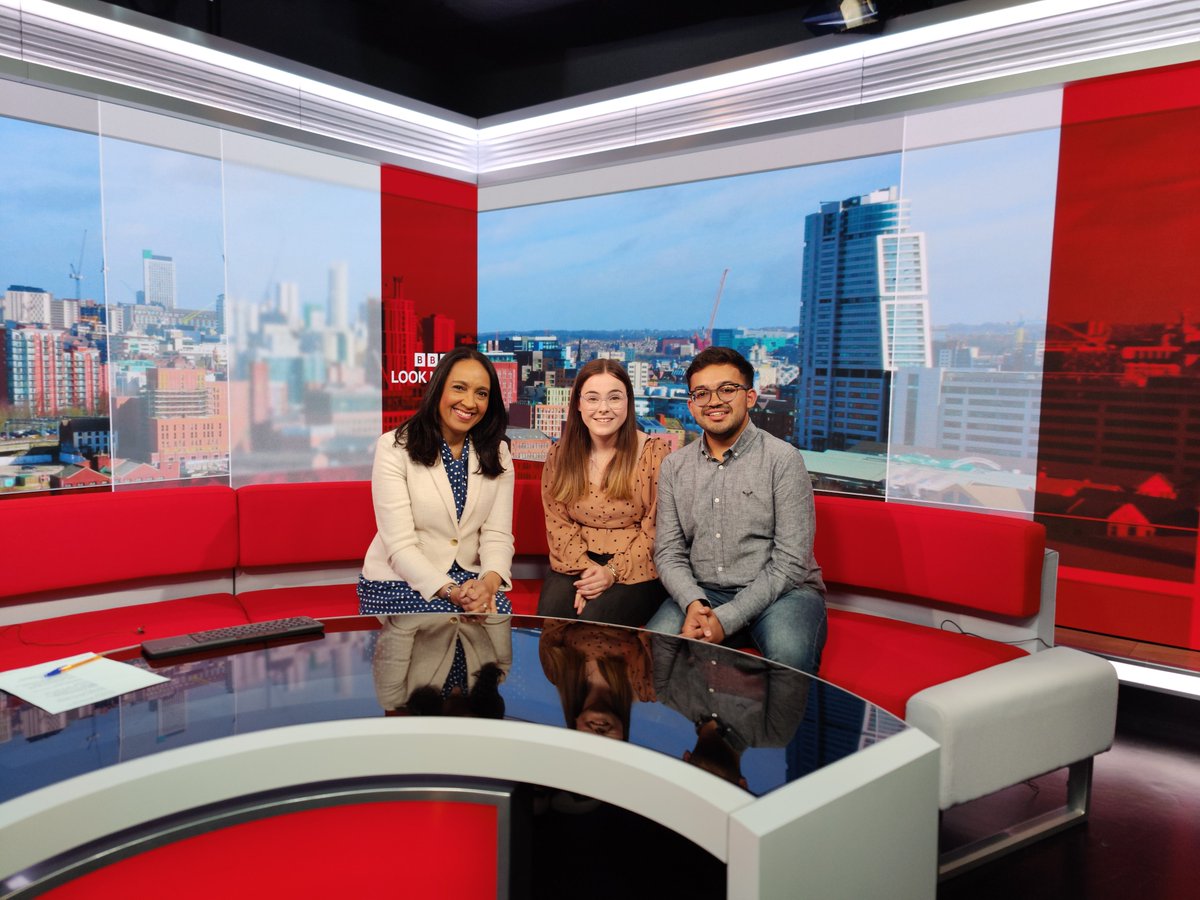 So proud of @UAfza1 @UoLStudents and his brilliant appearance on @BBCLookNorth last night talking about his role as a mentor @zerogravity - watch now from 11mins50seconds in bbc.co.uk/iplayer/episod…