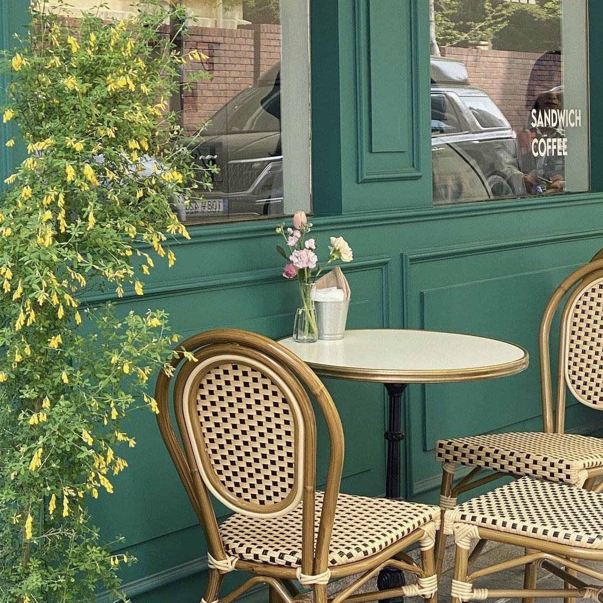 ⠀   
͏͏
         ﹫PERCURSORS UPDATES.⠀⠀ 

          It’s overdose on coffee day. 

͏͏