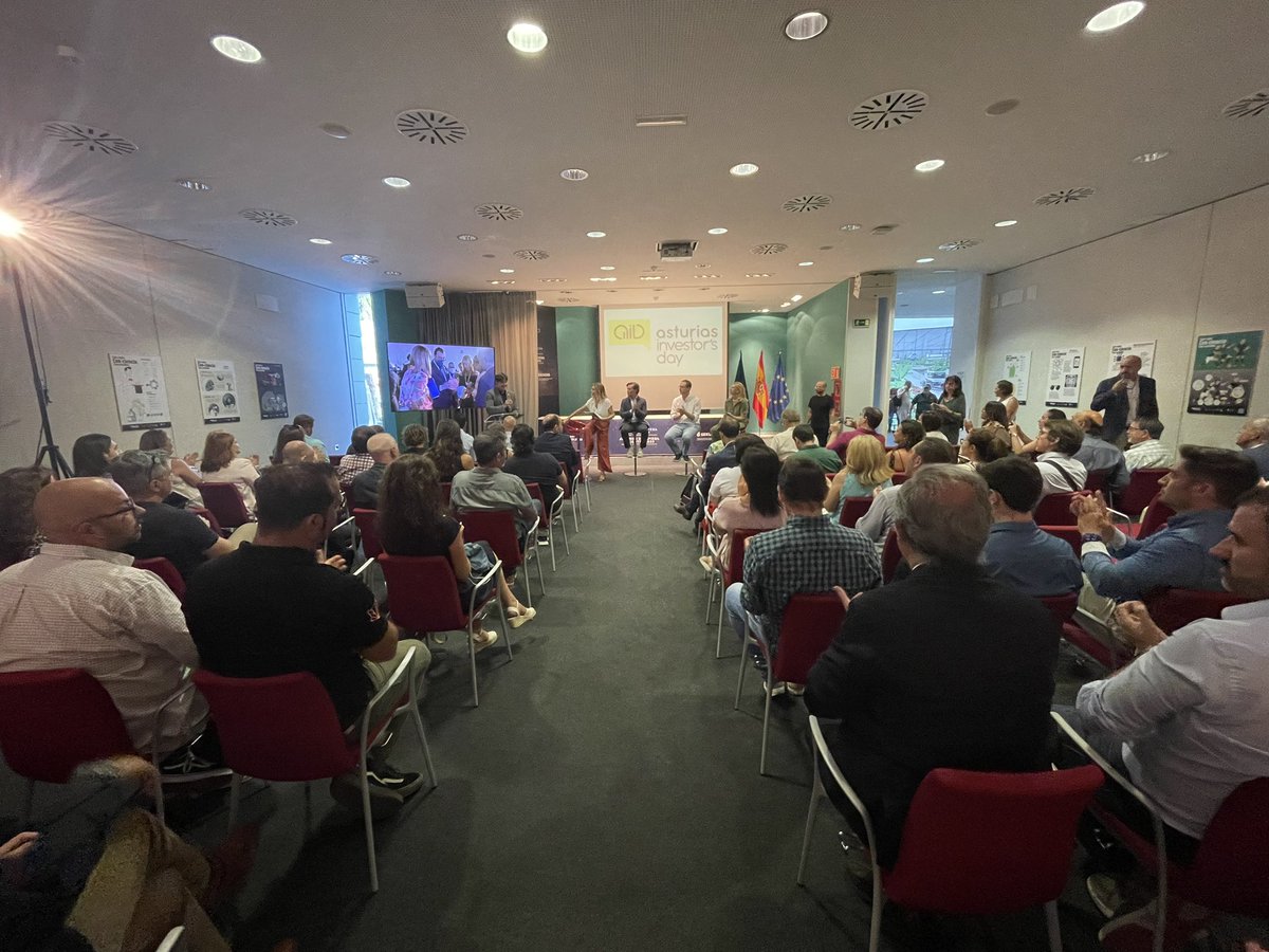 agenciasekuens's tweet photo. Presentamos en la Fidma la sexta edición del Asturias Investor’s Day que se celebrará los próximos 18 y 19 de octubre en Centro de Arte de @LABoral  organiza #sekuens @ceeiasturias @SRPAsturias https://t.co/mQFvkNLQ4O