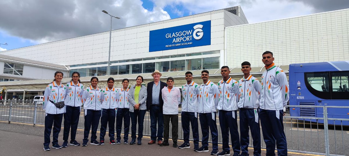 Unity_flame_run's tweet photo. Exciting News Alert! 🎉 The first-ever 12-member Delegation of the National Cadet Corps of India has landed in the UK as part of the #IndiaUKYouthExchangeProgramme! 🌍🤝 https://t.co/yAToWEBKsX