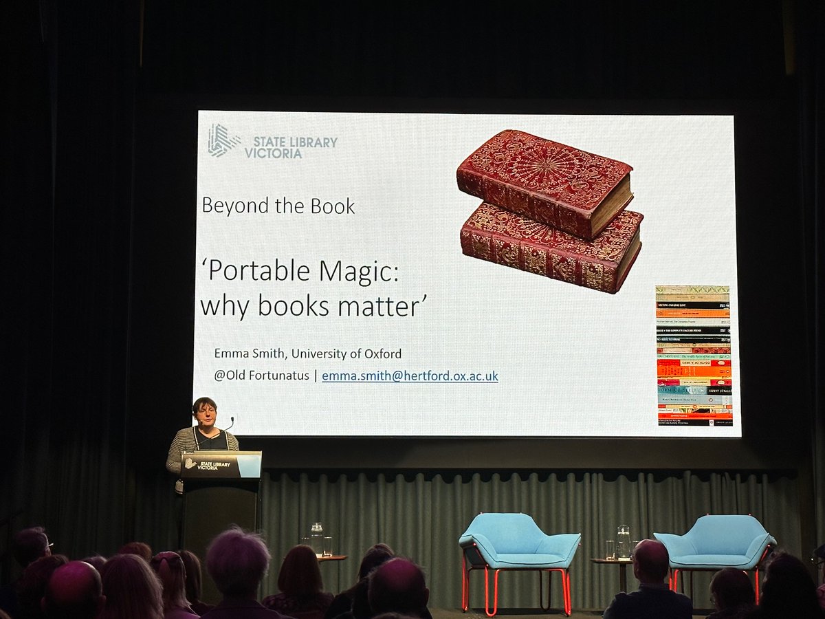 TransformingEm1's tweet photo. @OldFortunatus Professor Emma Smith taking centre stage to discuss #whybooksmatter at the keynote lecture of the #Beyondthebook symposium - Phenomenal!! π»π https://t.co/Gwn2azVhxt