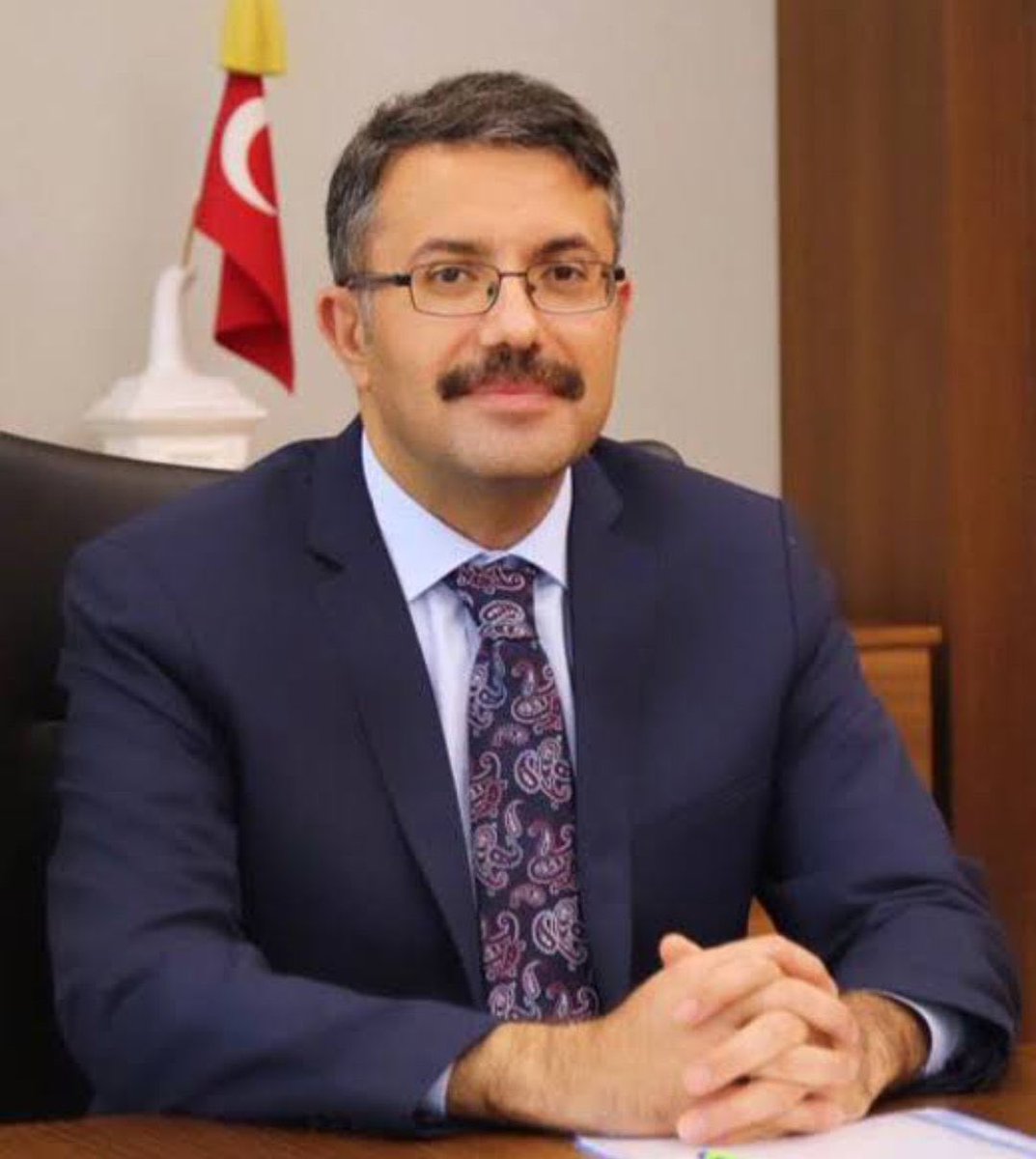 Nazif_Zirek's tweet photo. Cumhurbaşkanımız Sn. @RTErdogan’ın tensipleriyle ilimize atanan Sn @alicelik_64 Valimizi tebrik ediyor, başarılar diliyorum.

Muğla Valisi olarak atanan @idrisakbiyik Valimize ilimize yapmış olduğu hizmetlerden dolayı teşekkür eder ve başarılarının devamını dileriz . https://t.co/8muEVXbjqI