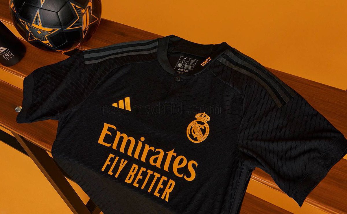🚨 SORTEO NUEVA CAMISETA DEL REAL MADRID A ELEGIR:

🔎 Requisitos:

- SEGUIR a <a href="/SrNaninho/">Naninho</a> y <a href="/Ctinfo_17/">Ctinfo_17</a> 

-Dar RT🔄 a este tweet

📢 Anunciaremos el ganador el próximo sábado 19 de Agosto a las 20:00 en nuestros perfiles de Tuiter.