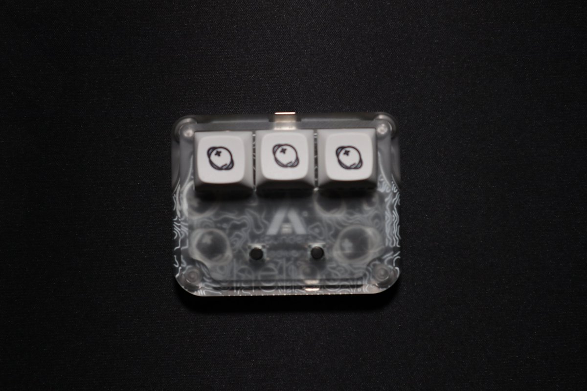 AlphaTecBoards's tweet photo. With the arrival of all essential parts, using our test PCBs we present you a few pretty representative pictures of the helios!

Our final PCB testing phase has come to an end, meaning we will be filing a final PCB order, being the final step before the helios arrives to you! https://t.co/1dmWHWwfrh