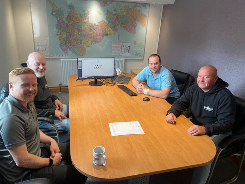 Business_Micros's tweet image. Thanks to Karl from @AWM_uPVC for his time yesterday.

Ian &amp;amp; Christian from Liversidge Windows were looking to see how our #EvoNET ERP software had transformed a similar business and they found his insights extremely insightful and helpful.

Cheers Karl 😎