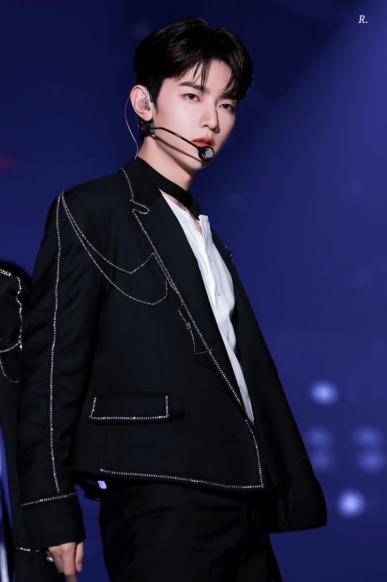 RRwithZB1's tweet photo. ❤️

#ZHANGHAO #장하오
#ZEROBASEONE #ZB1 #제로베이스원 https://t.co/RSofXBk6M4