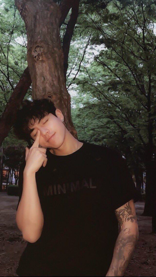 depmoon_'s tweet photo. Can I have one that look and soft spoken like him? https://t.co/5AV1ZmYT8o
