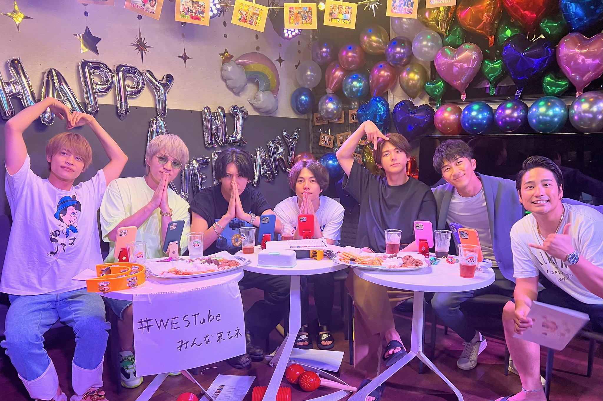 ジャニーズWEST - ねねページ Amazon.co.jp: ジャニーズWEST 公式生写真 （集合）WA00956