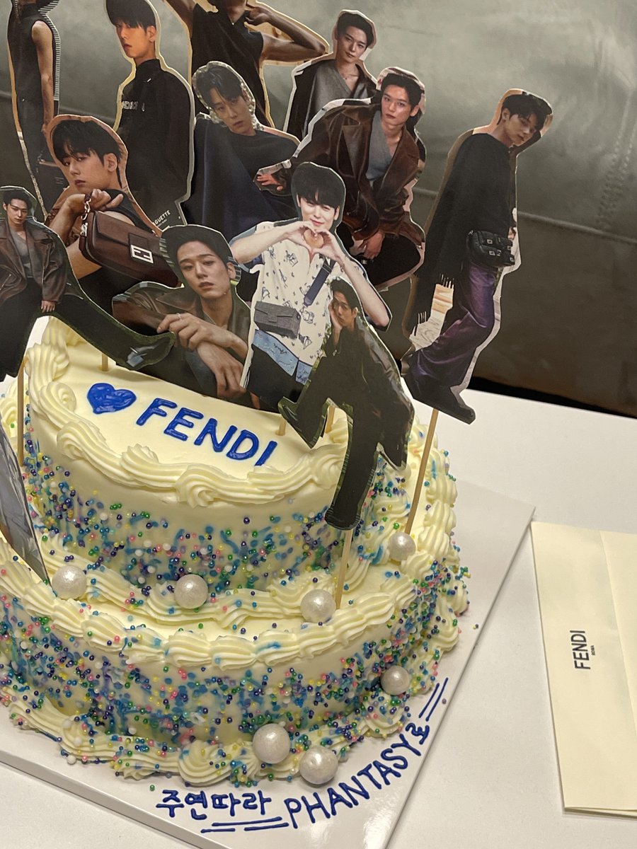 [주연] thx🥺
fendikorea <a href="/Fendi/">Fendi</a>