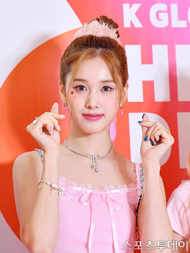 F3KarskaoAA74mJ?format=jpg&name=900x900