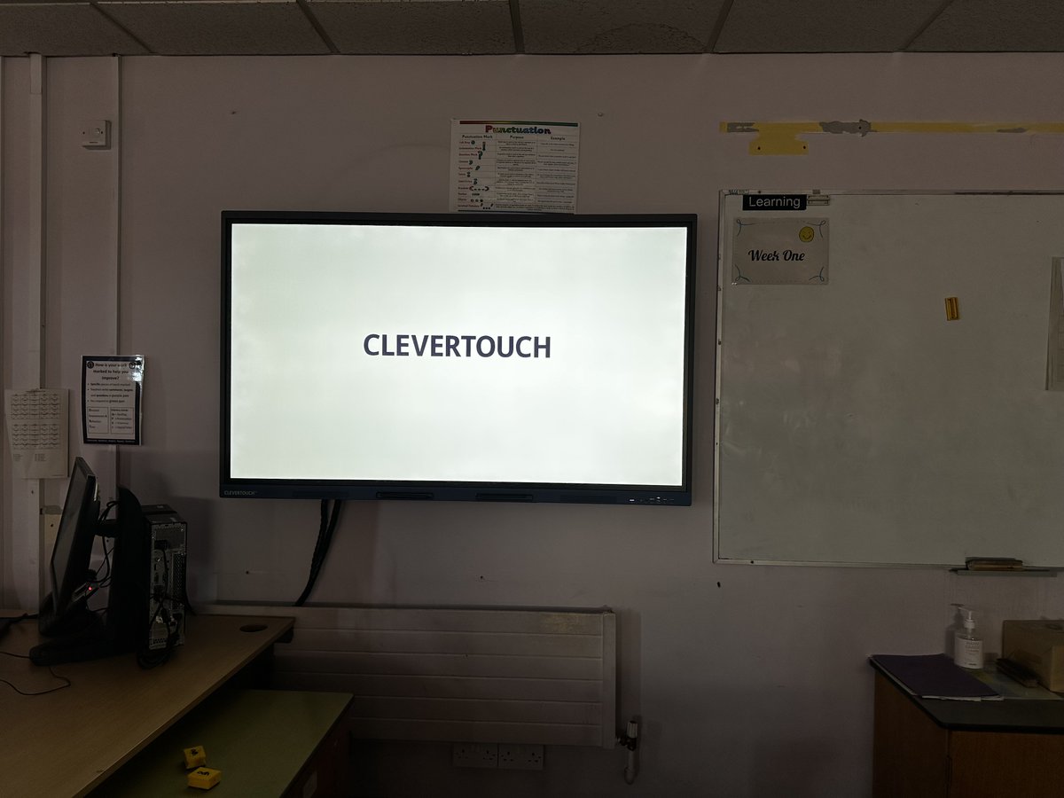 WHS_ITSupport's tweet photo. Round two of the latest installs of 10 new 
@myClevertouch boards replacing some old smartboards #newtechnology #teachingboard #teachingsupport #65inch #clevertouch 
@SaharaAV https://t.co/r1pzTpGNgU