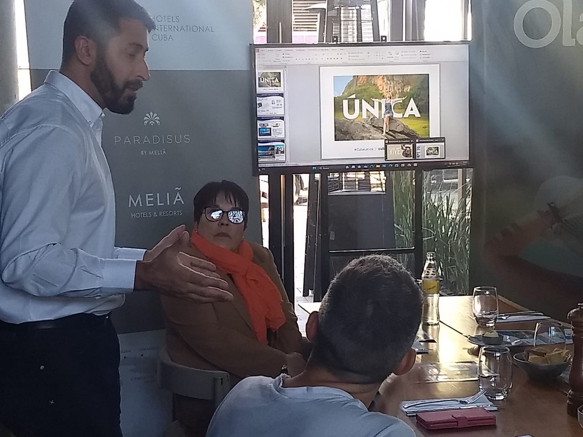 JanetAyala_'s tweet photo. Con @OlaTurismo y @MeliaCuba intercambiamos con los principales minoristas que  venden el destino turístico #CubaUnica. Sumate al concurso de ventas #Cuba. Te esperamos! @pedropprada @PilarAzze @magdaariasr @RigobertoLadron @EmbaCubaArg @ConsulCuba_ARG https://t.co/3FNXHcMjby