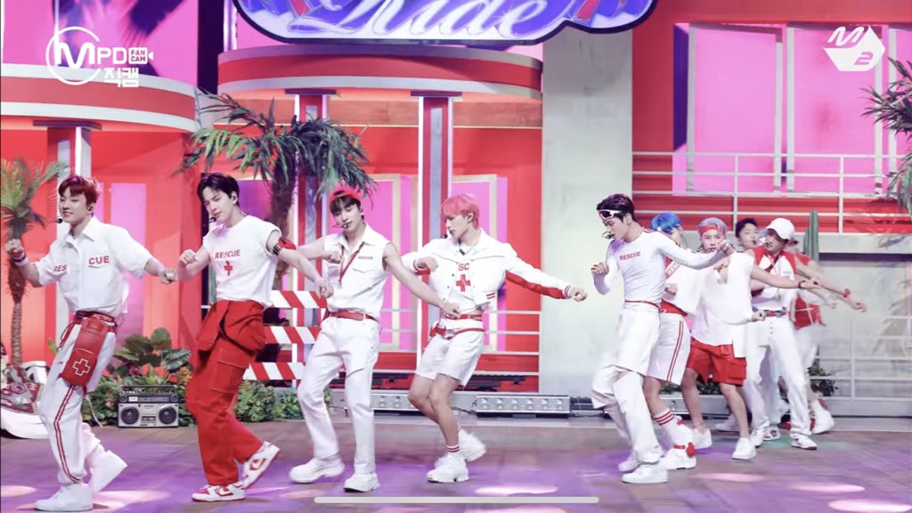 kimsunwoorld's tweet image. THRILLRIDE                         LIP GLOSS