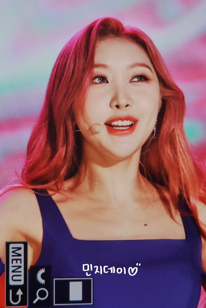 230810 하트드림 어워즈

#민지 #MINJI 
#시크릿넘버 #SECRET_NUMBER