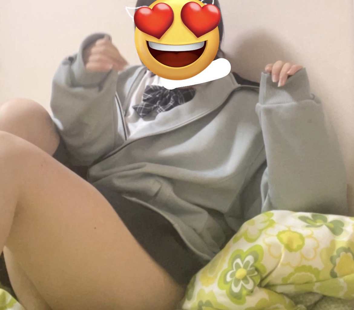117_yuiyui's tweet photo. 今日はみんな何してるのん？
#裏アカ女子 https://t.co/dBIZYQEcw7