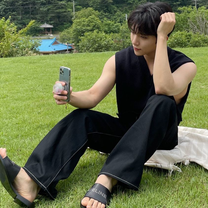 hjszones's tweet photo. 🚨CLEARING SEARCHES
- click on each link below, scroll down, stay for at least 30 secs & help rt to spread. #조슈아 

JOSHUA HONG 
📎https://t.co/jGWZLNNrPH 
📎https://t.co/EwIDpL1tH6 
📎https://t.co/gdMfUqkiJm 

JOSHUA 
📎https://t.co/qSqbR0CAnh 
📎https://t.co/eA9dT7hOSZ
📎https://t.co/PCwkpBS74y

SHUA 
📎https://t.co/vv48IwAK0F
📎https://t.co/ea9JxVX5Z0
📎https://t.co/afITc08IhA

KR search bar: 
📎https://t.co/idmdMzqUwD
📎https://t.co/mfyjUPT53O 

JPN search bar: 
📎https://t.co/TDDznOiOPk
📎https://t.co/yiG8aZM7k9