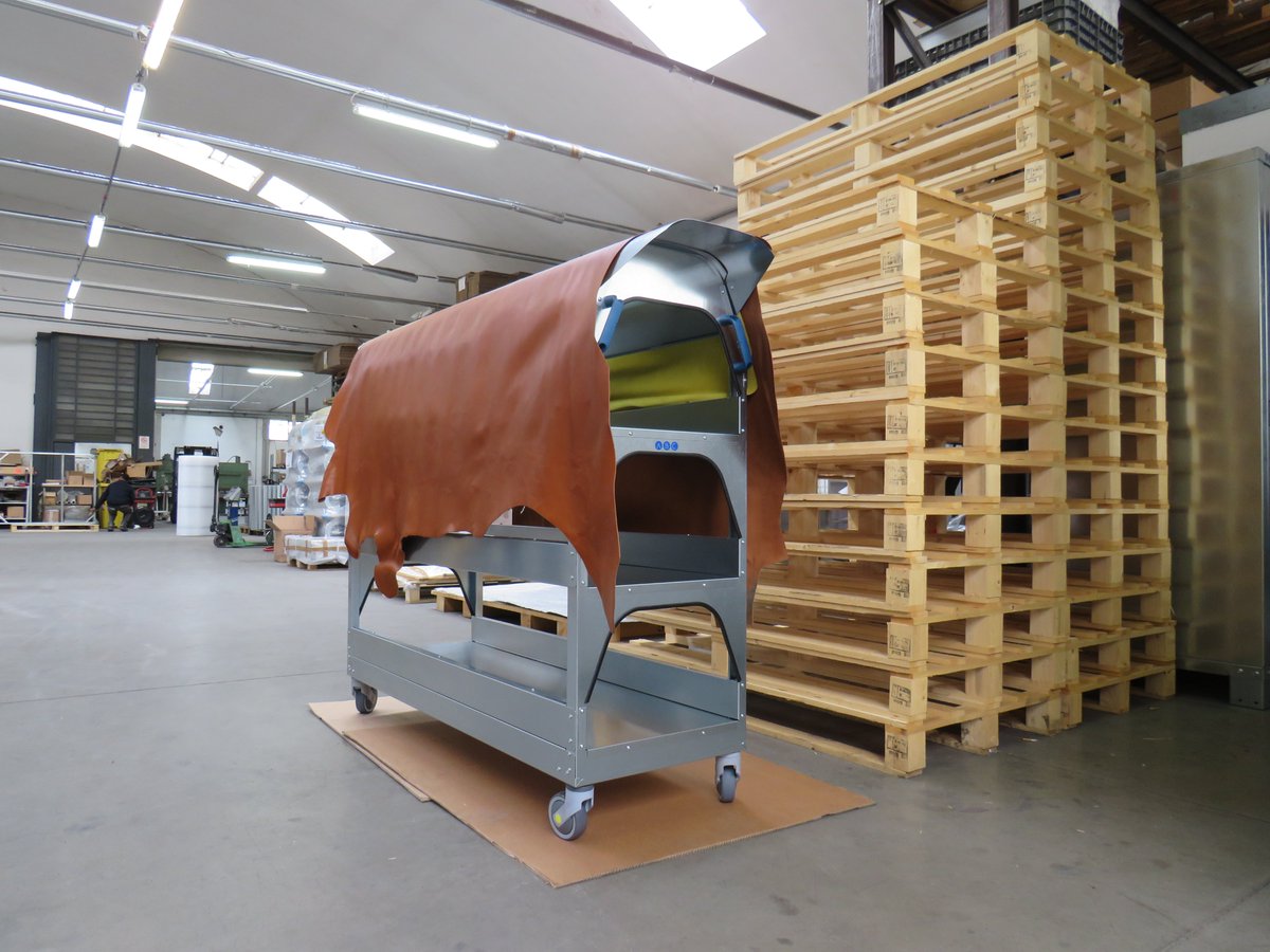 LederPiel's tweet photo. ⚙️ ABC Equipment &amp; Solutions presenta sus últimas novedades en Simac-Tanning Tech 

🗣️ La firma presentará sus novedades en cuanto a mobiliario para la fabricación de calzado y marroquinería. 

Más información en 👉 https://t.co/ik6OLUs0x9 https://t.co/0Ff5cf9PJH