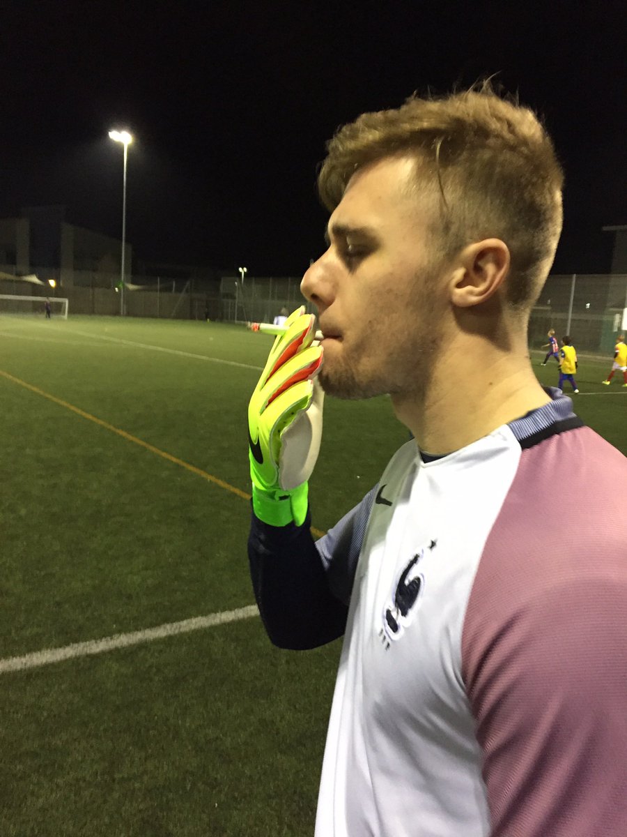 Aaron Hand tweet media