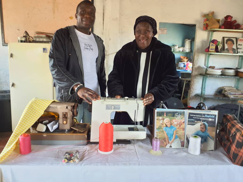 A  diversified approach is the way to go in bringing about child protection. Trinity Project and Vulindlela Trust partner together to tackle the issue of child marriages and SGBV through empowerment and life skills programs
#Trinity 
#ZET
#Humanitarian
#Worldvision