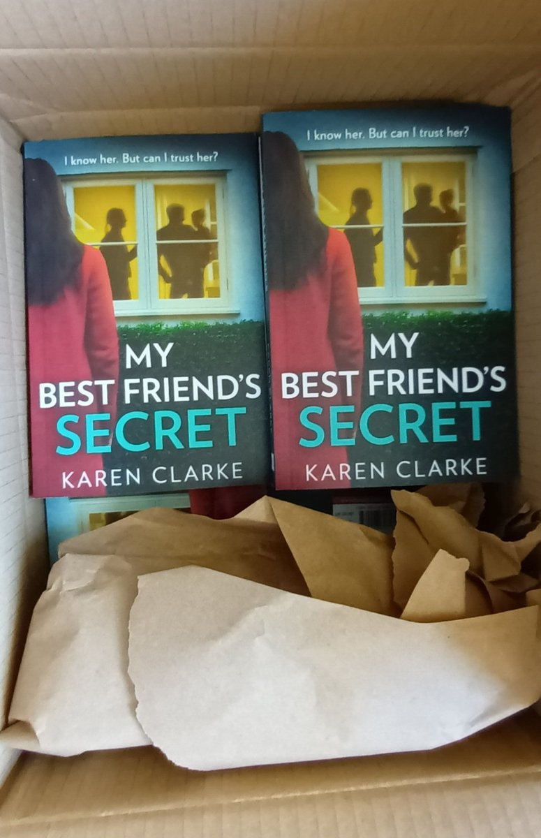 Happy to see the postman this morning 😊📚💙 #MyBestFriendsSecret #booktwt