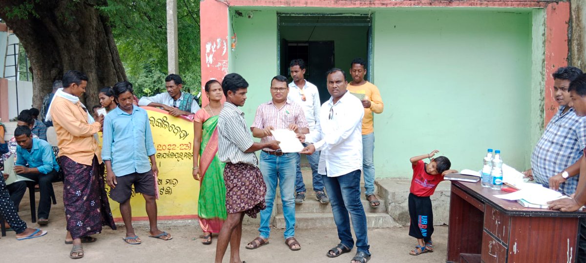 Camp at Langalbeda GP Office on 10.08.2023. Distributed 22 no. of GKP Pattas and 39 no. of FRA pattas to the villagers of the GP. 

<a href="/dmkoraput/">Collector and District Magistrate, Koraput</a> 
<a href="/rdmodisha/">Revenue & DM Department, Government of Odisha</a>