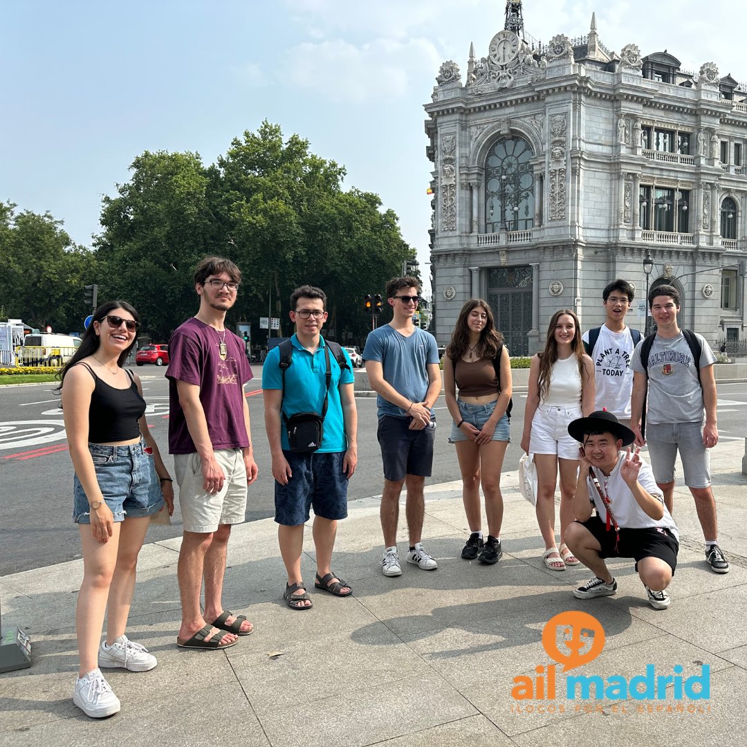 AILMadrid's tweet photo. El centro de Madrid es taaaan maravilloso que siempre acabamos dando una vueltecita por aquí cuando acabamos las clases de español 🥰🥰

#SpanishCourse #LearnSpanish #aprenderespanol #madridtour #tourism #centrodemadrid https://t.co/P2Zk9IkzfX