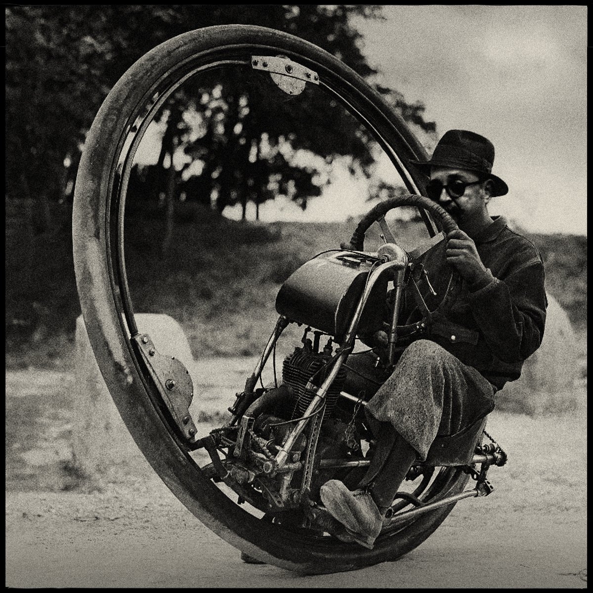 Dan Hayon tweet media