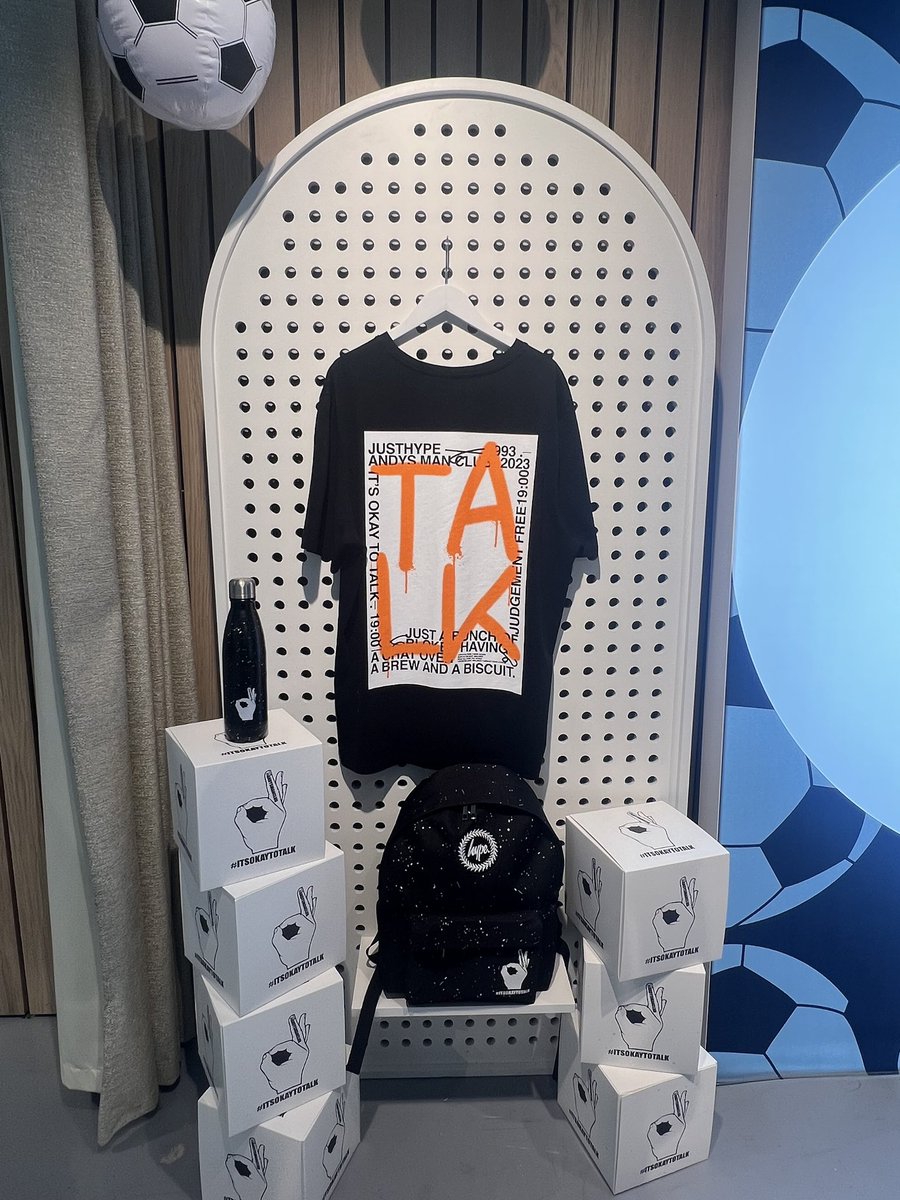 HUGE NEWS 👌👌👌

Been difficult to keep our lips sealed on this one…

In collaboration with Next and Hype, we have a T-Shirt, Bottle and Bag going on sale online from September 10th onwards with all proceeds coming to AMC!