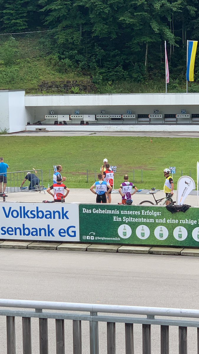 Midnight tweet media