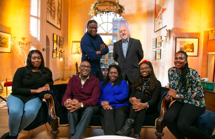 Three generations of the Edwards family have  contributed 60+ years to working in the NHS. They reflected on their contribution to the health service, ahead of their appearance on BBC #extraordinaryportraits next week with @BillBailey nursingtimes.net/news/workforce…
#NHS75 #Windrush75