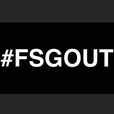 KOPConnectionK's tweet photo. Keep it trending. #FSGOUT https://t.co/z3Bvd6OprW