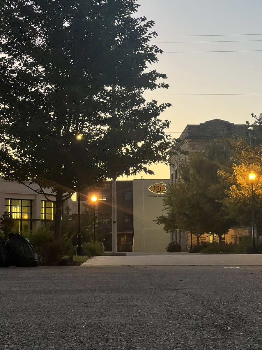 Ottawa University tweet media