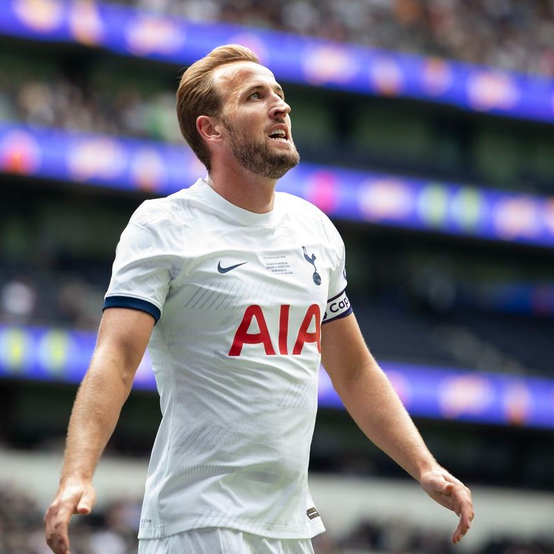 ?? You're Harry Kane.

You can join Bayern now or wait a year, run your contract down and have the pick of every single club in world football on a free transfer next summer. 

What do you do? ????