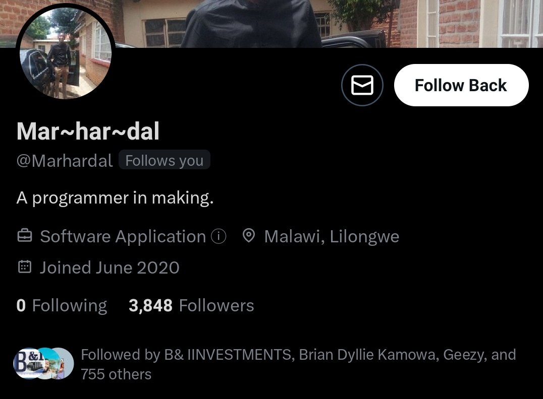 This dude thinks am dumb enough to follow him back 😅