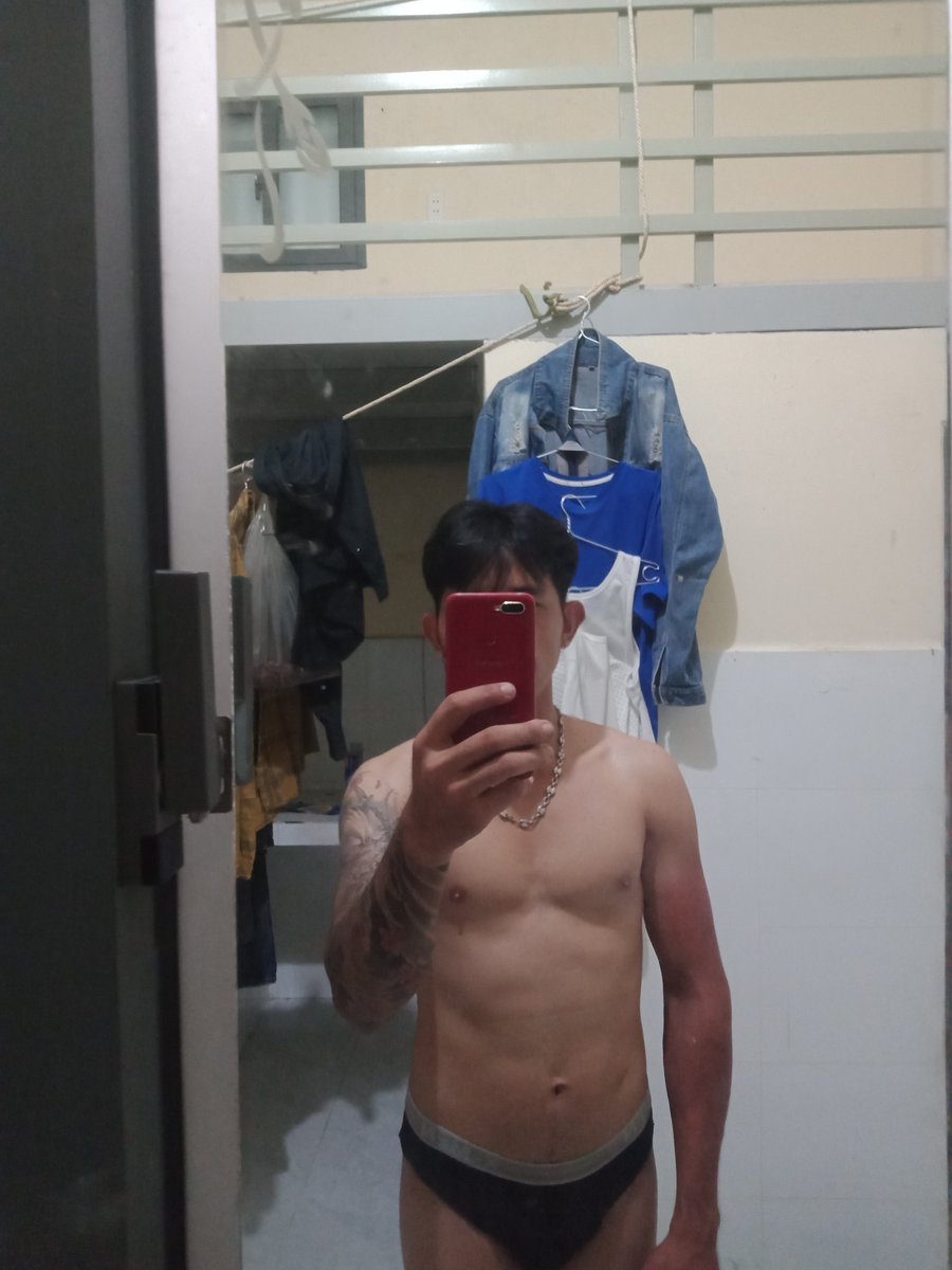 Phòng trọ một mình chống trãi quá tìm fw Phú Quốc 😊