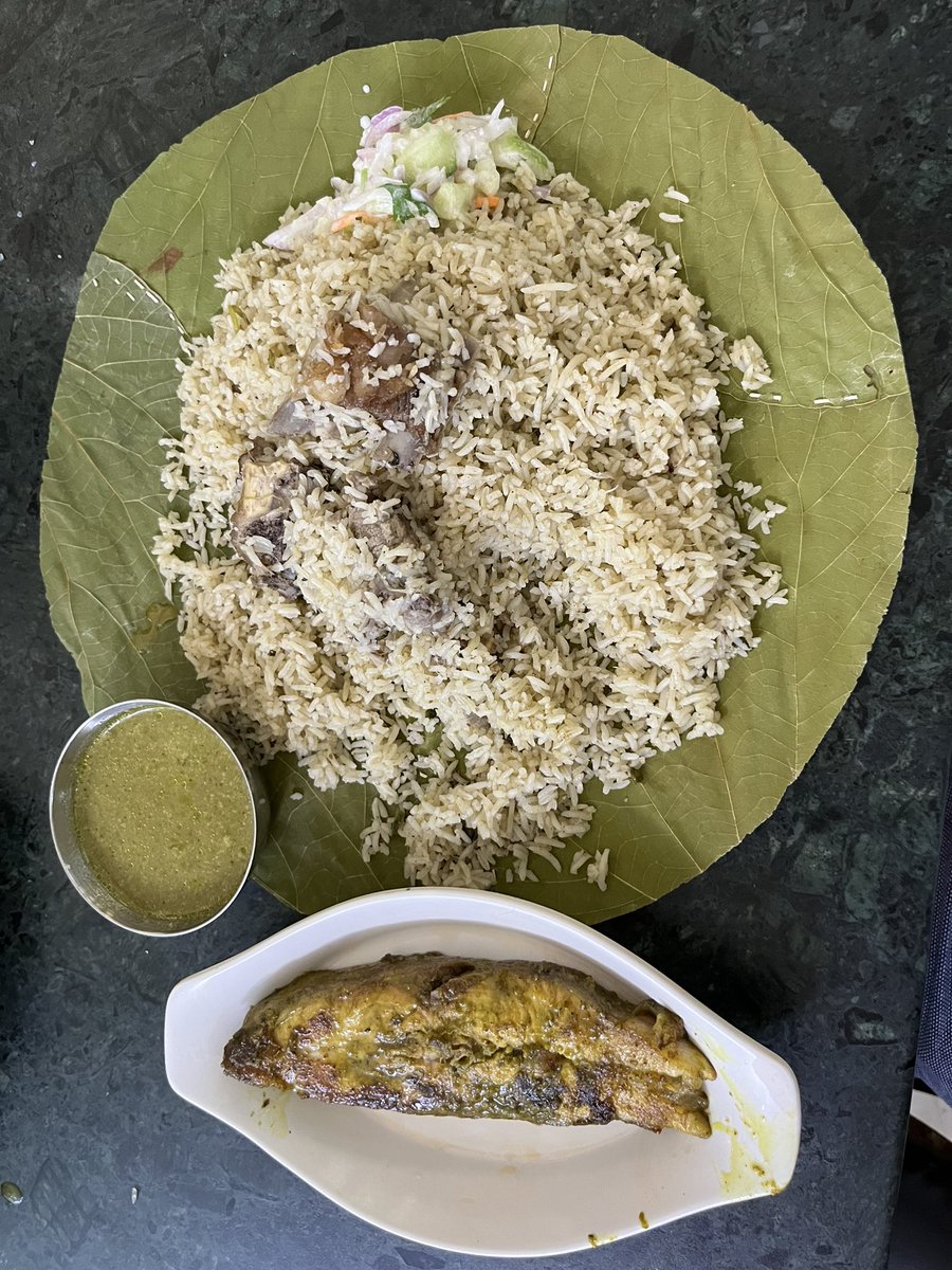 senthilnathang's tweet photo. Same Ruchi Mess #Sothists
Mutton pulav
Fish Tawa Fry 🤤🤤
cc @devpromoth 😝😜 https://t.co/DbI1JHBXXf