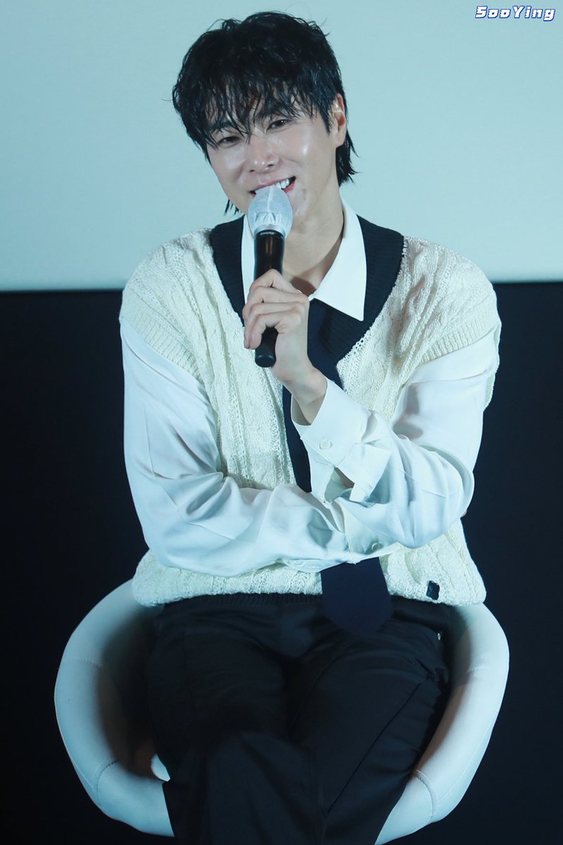 SooYing_'s tweet photo. 📷 23.08.07 「SOLO3 SHOWCASE」

❤️💚❤️

#유노윤호 #정윤호 #YUNHO #CHUNGYUNHO #UKNOW 
#ユノ #ユンホ 
#동방신기 #东方神起
#리얼리티쇼 #Reality_show #VujaDe https://t.co/hRWX0V8lj5